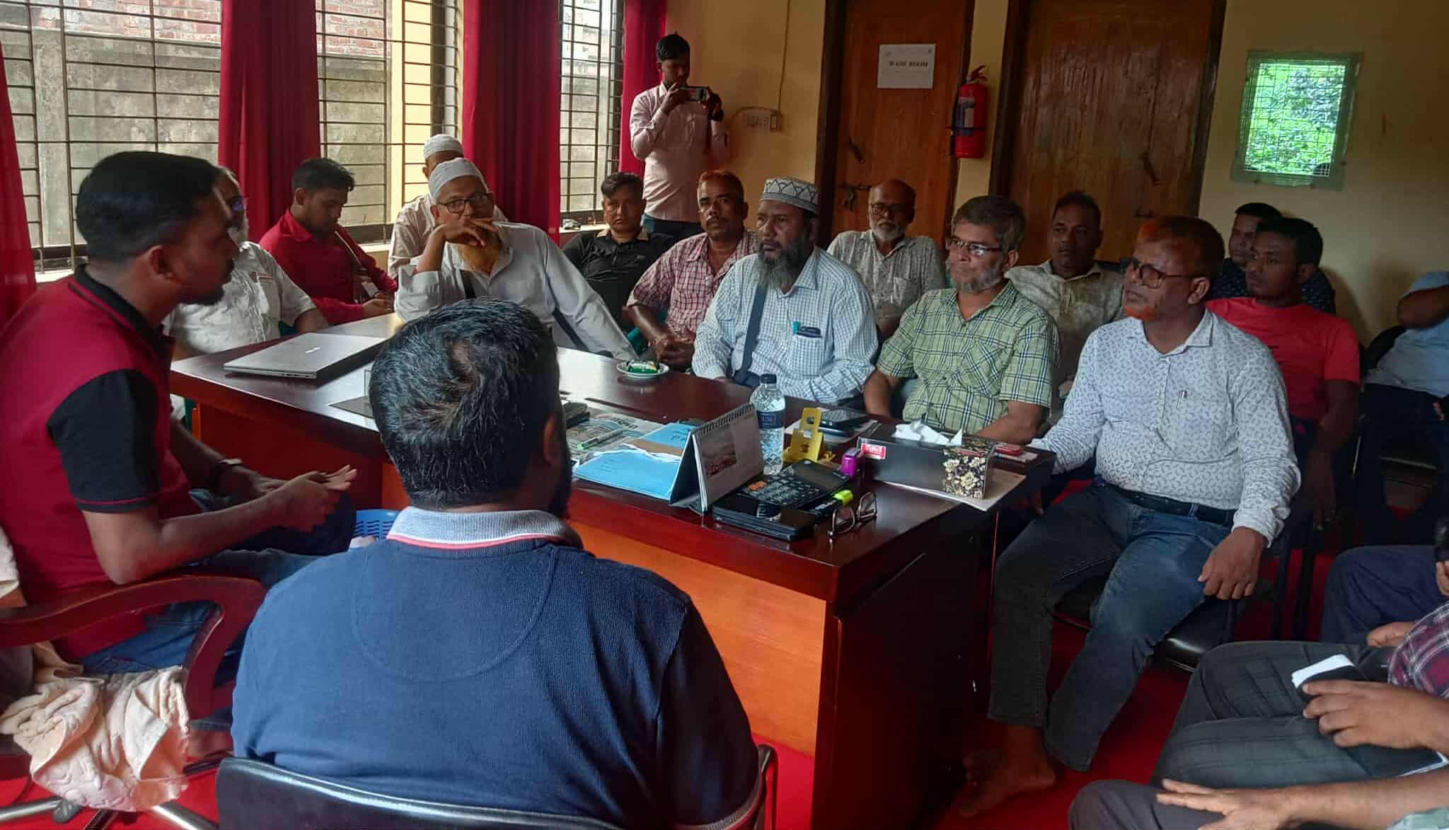পার্বতীপুরে প্রি-পেইড মিটার স্থাপনে সাংবাদিকদের সাথে নেসকো’র মতবিনিময় 