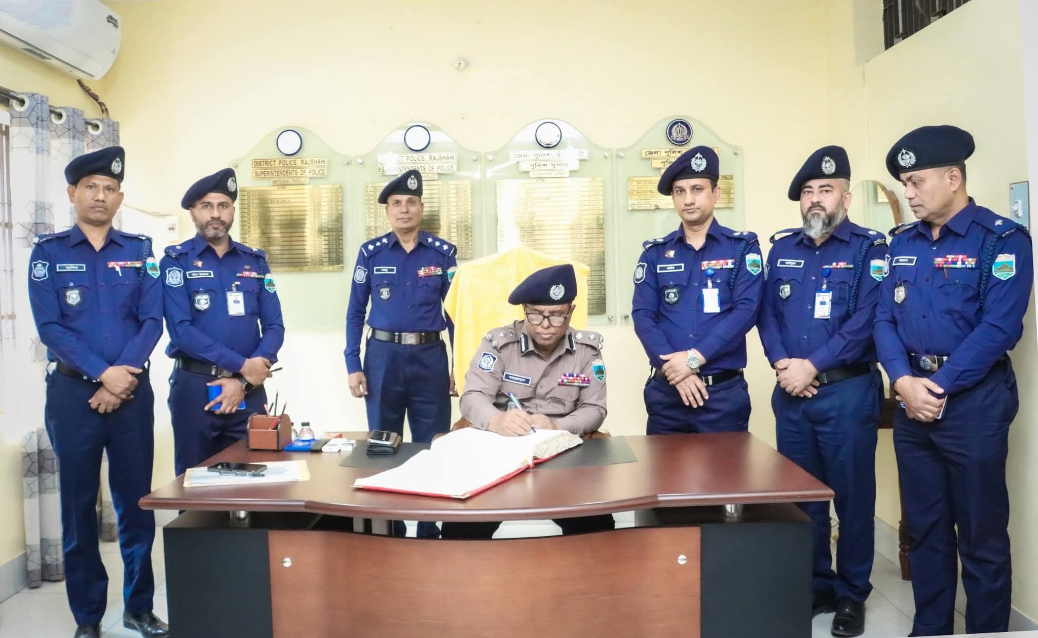 রাজশাহী জেলার রিজার্ভ অফিস বার্ষিক পরিদর্শন করেন রাজশাহী রেঞ্জের ডিআইজি: মোহাম্মদ শাহজাহান
