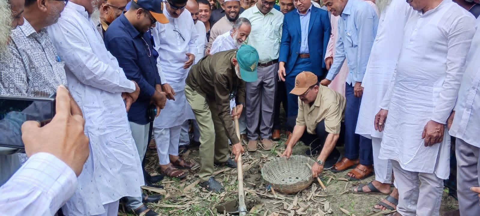 টাঙ্গাইলের মধুপুরে খাল খনন উদ্বোধন
