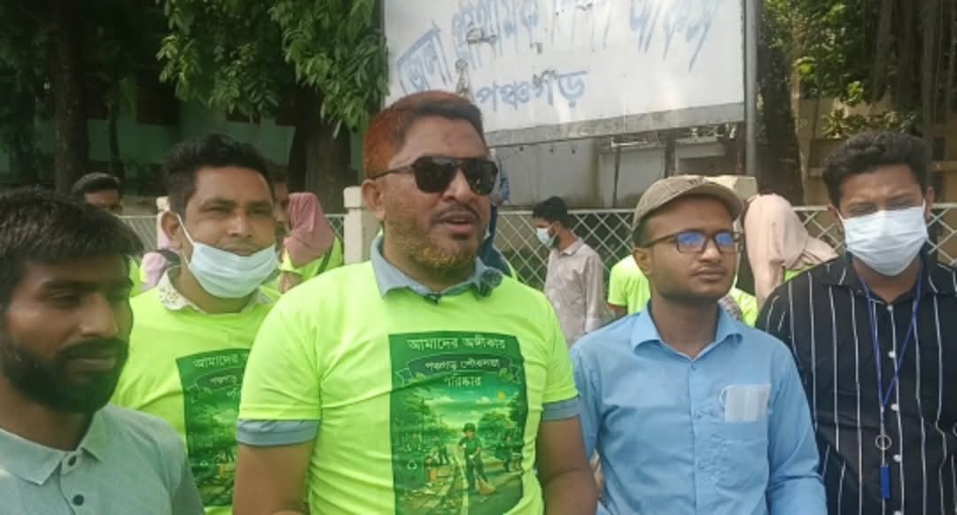 পঞ্চগড়ে পরিচ্ছন্নতা বিপ্লবের সূচনা: সচেতনতা ও বিশেষ অভিযানে নতুন দৃষ্টান্ত